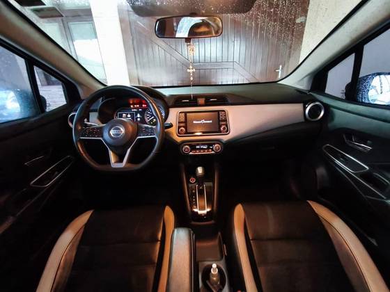 NISSAN VERSA 1.6 16V FLEX EXCLUSIVE XTRONIC NISSAN VERSA 1.6 16V FLEX EXCLUSIVE XTRONIC
